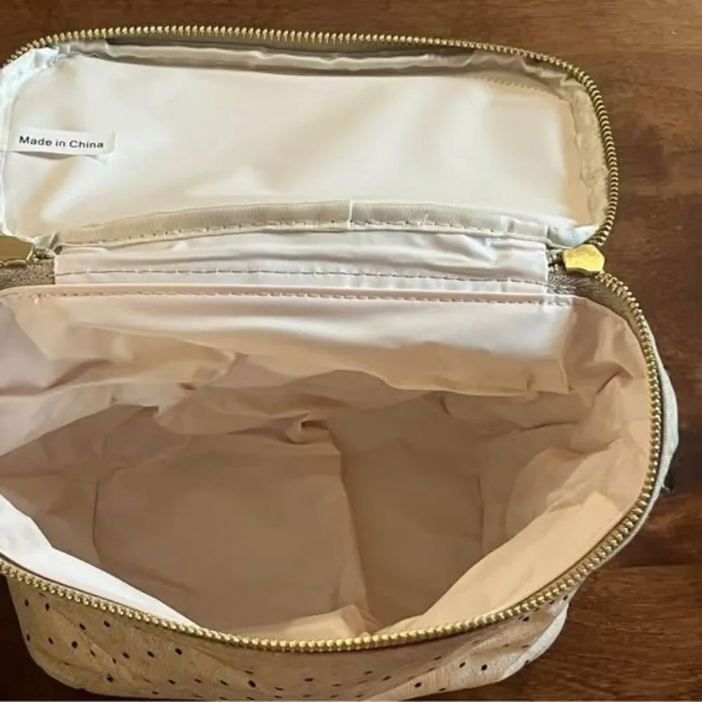 Kate Spade Bundle: 2 pair stud earrings & insulated lunch cooler $118 RetailValu